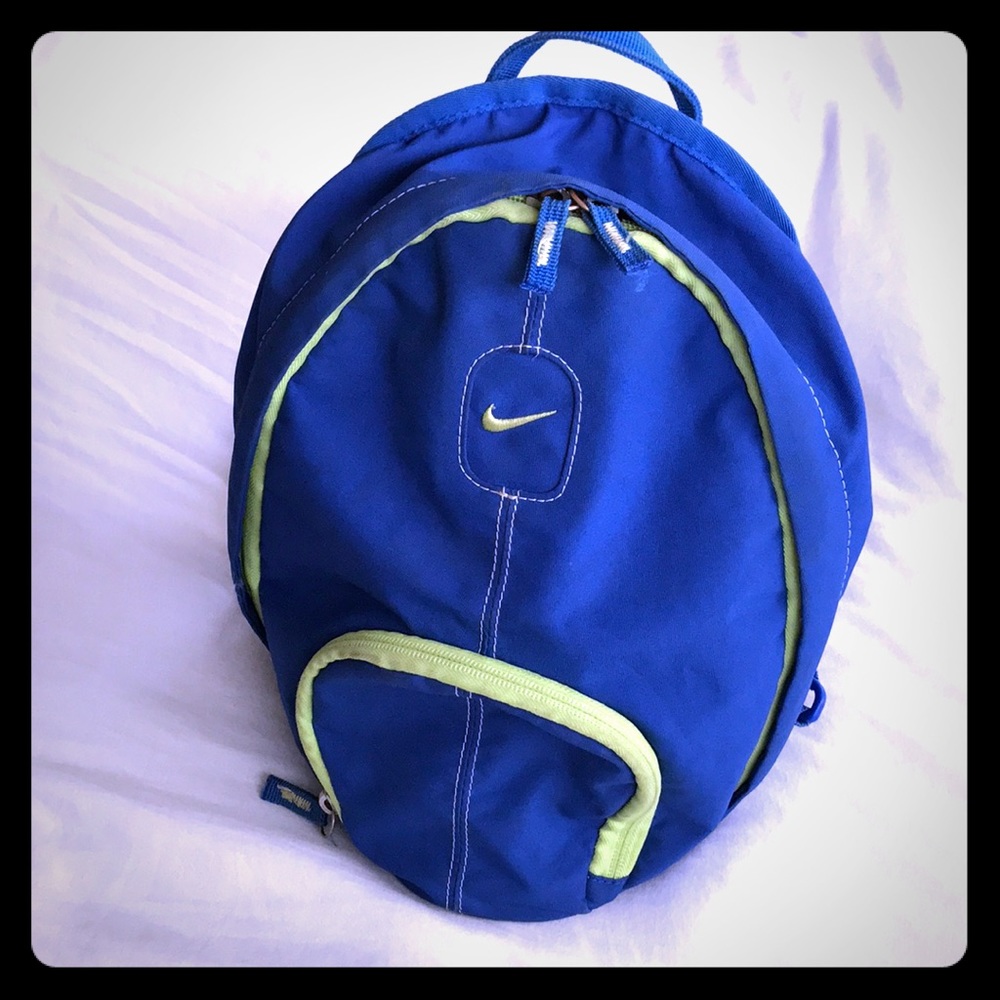 Nike small back pack